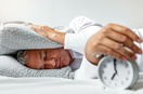 Pourquoi votre sommeil est perturbé… et comment le grounding peut tout changer